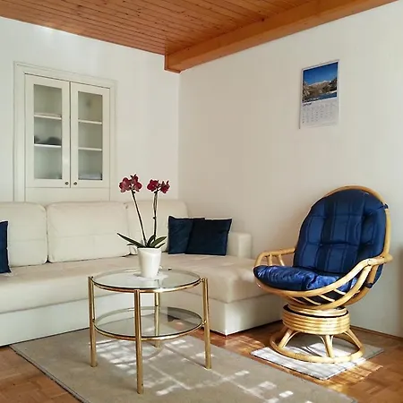 Ana Apartment